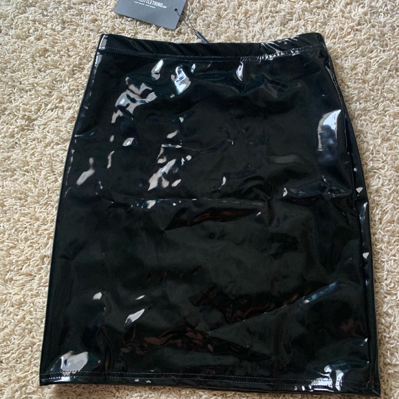 PLT Shape Black Vinyl Bodycon Skirt - Picture 2 of 2